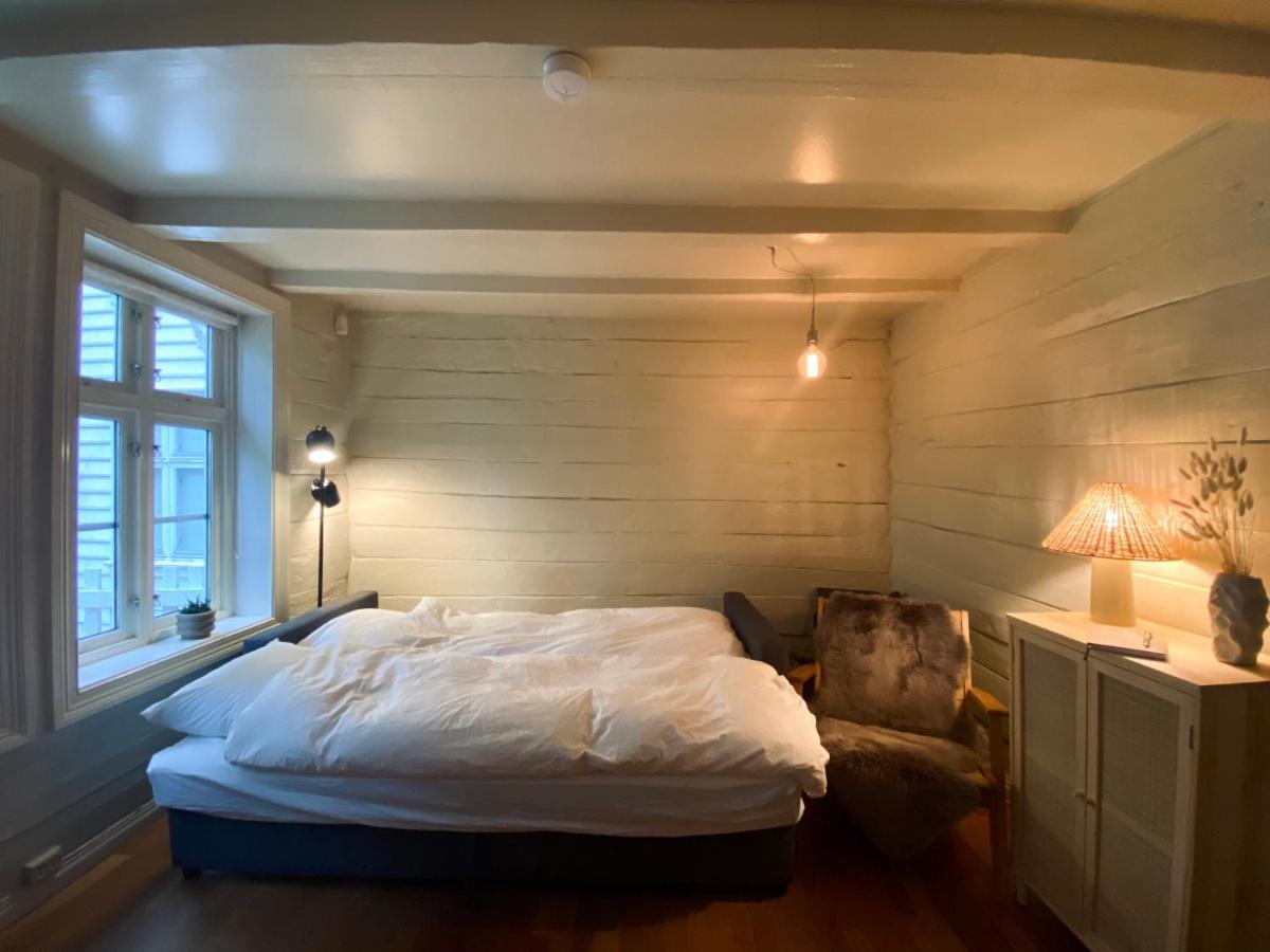 Charming Bergen House, Rare Historic House From 1779, Whole House Lägenhet Exteriör bild